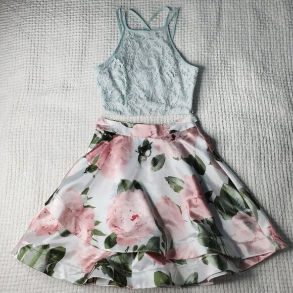 Speechless Blue Lace Halter Top w/ White&Pink Satin Floral Skirt Prom Set SIZE 5 - Picture 1 of 9